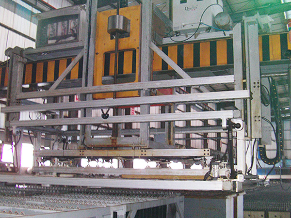 什么是電解錳、鋅自動(dòng)生產(chǎn)線(xiàn)